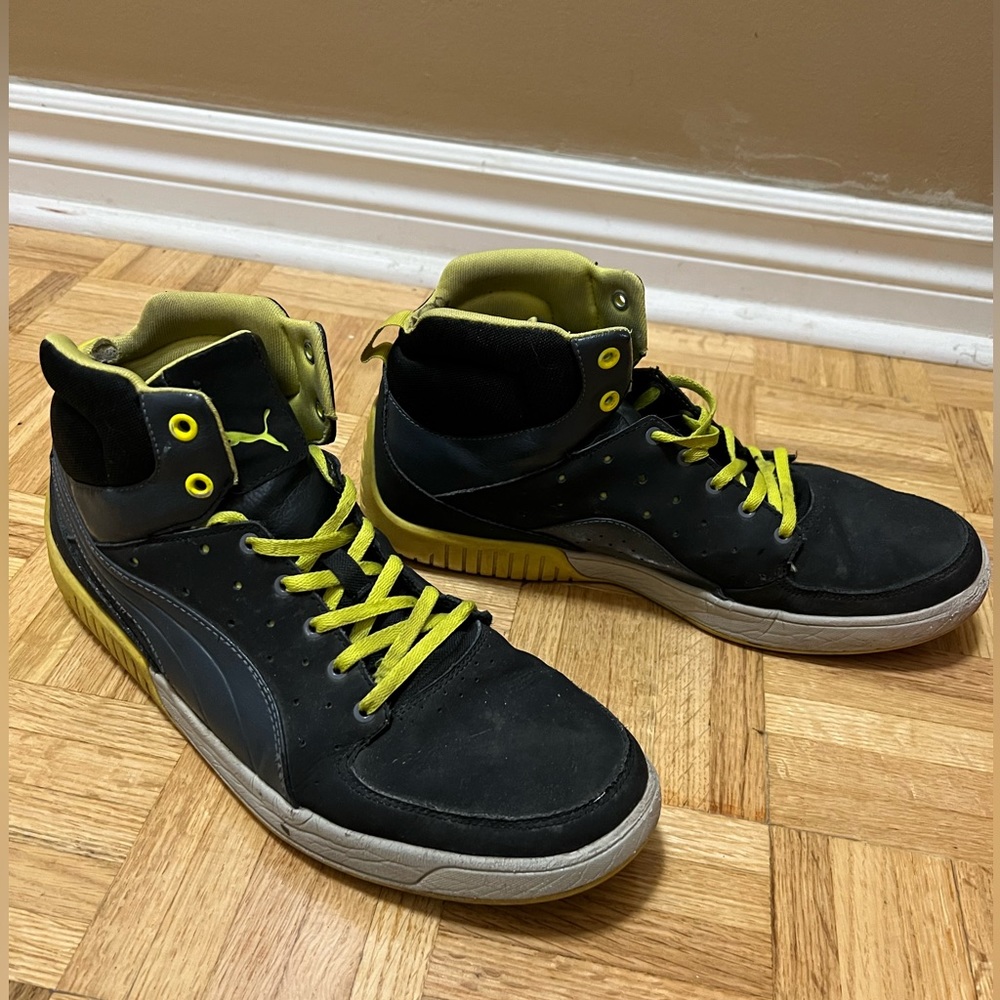 Puma sneakers